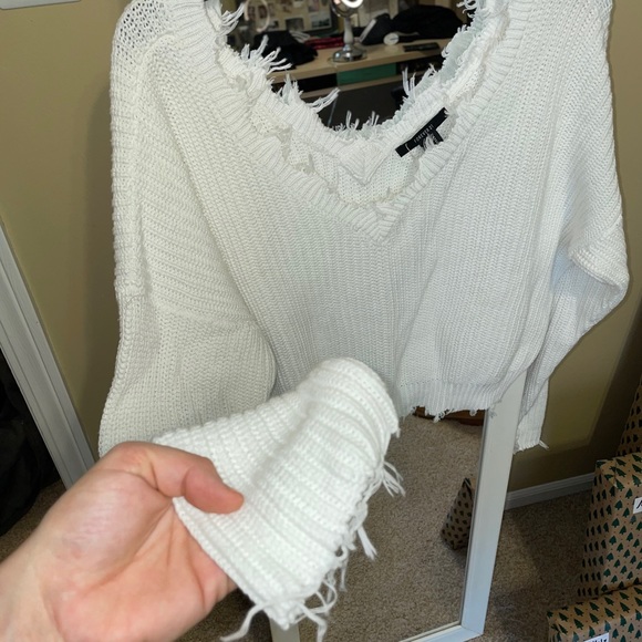 Cropped sweater - Picture 3 of 3